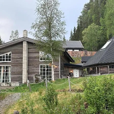 Gjestgiverier Efri Halfa Homstad